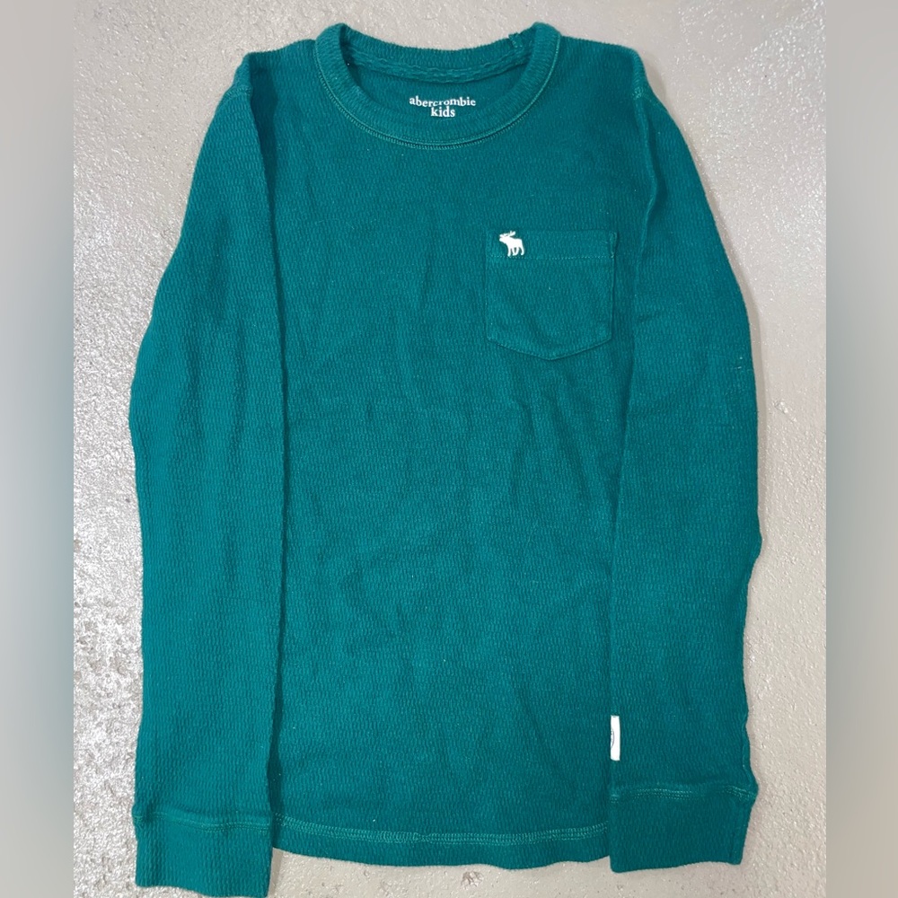 Boys Long sleeve shirt. Free with any bundle of 3 items or more!!!